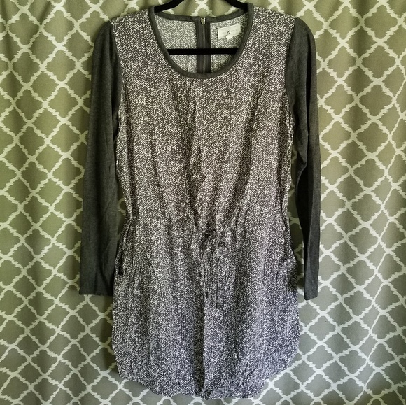 Lou & Grey Dresses & Skirts - Lou & Grey Gray Contrast Shirt Dress Sz S